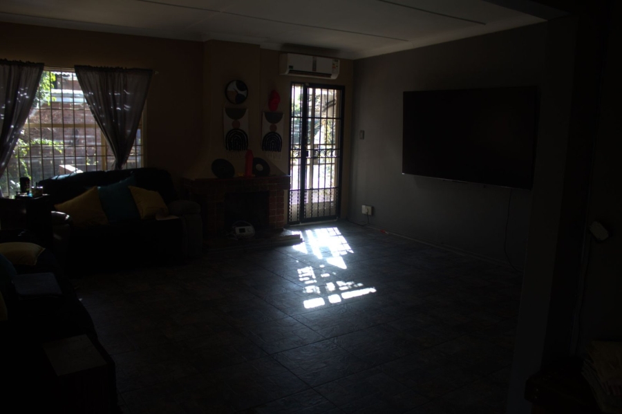 3 Bedroom Property for Sale in Fichardt Park Free State